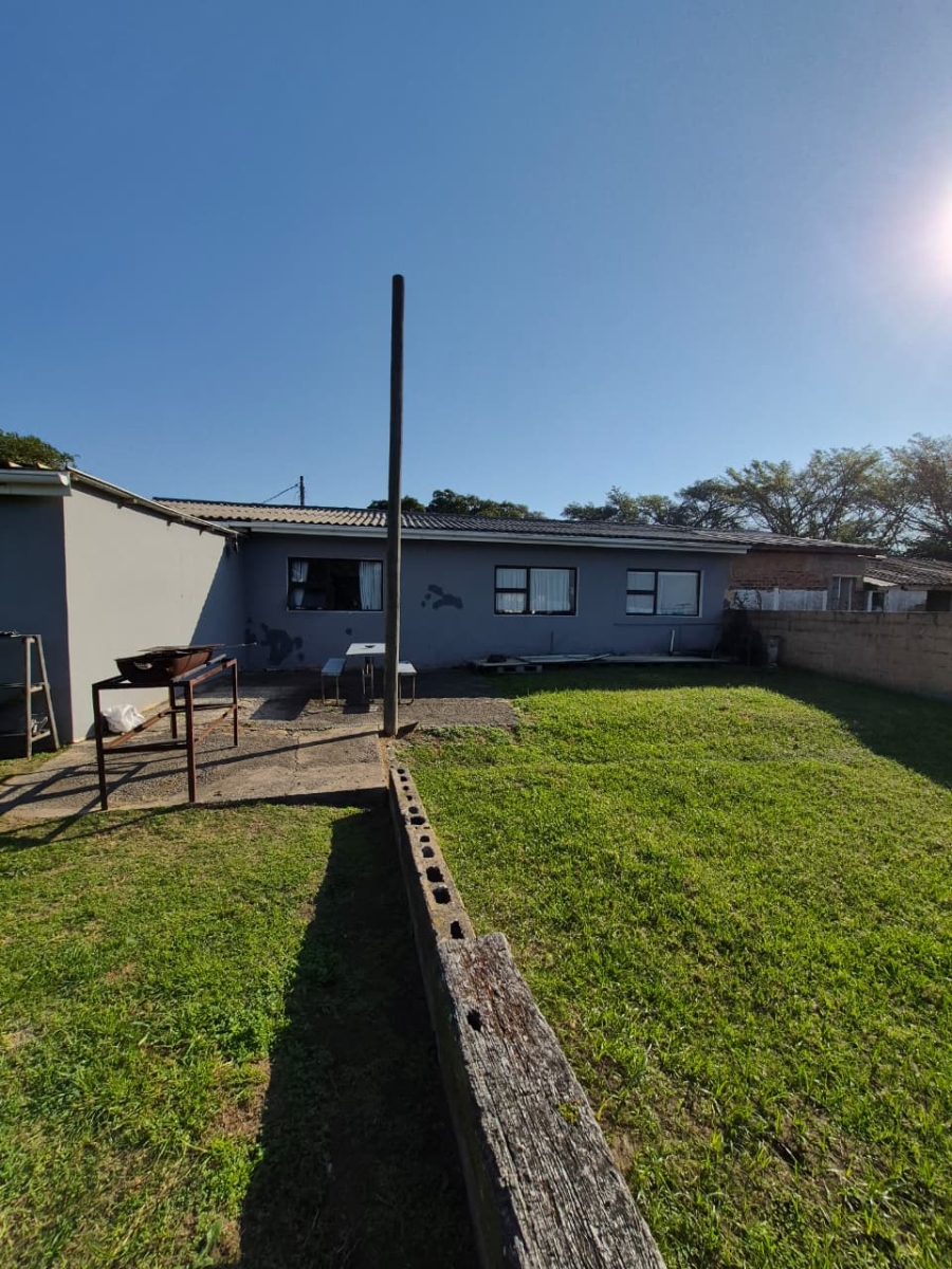 Commercial Property for Sale in Cove Rock Eastern Cape